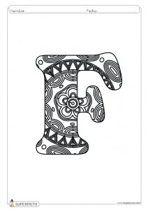 Mandala para colorear letra F lista
