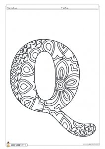Mandala para colorear letra Q lista
